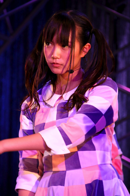 141005-19_under2_nakamoto.jpg